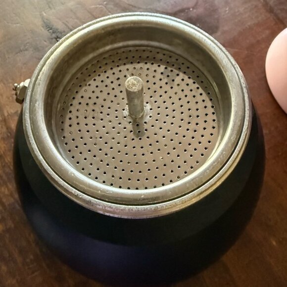 Bialetti Mukka Express Pink and Black Stovetop Espresso Maker - Picture 5 of 7